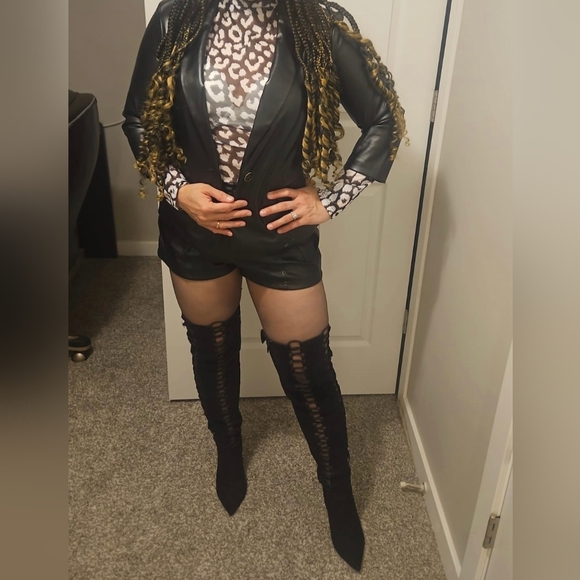 Over knee thigh high boots - Picture 9 of 9